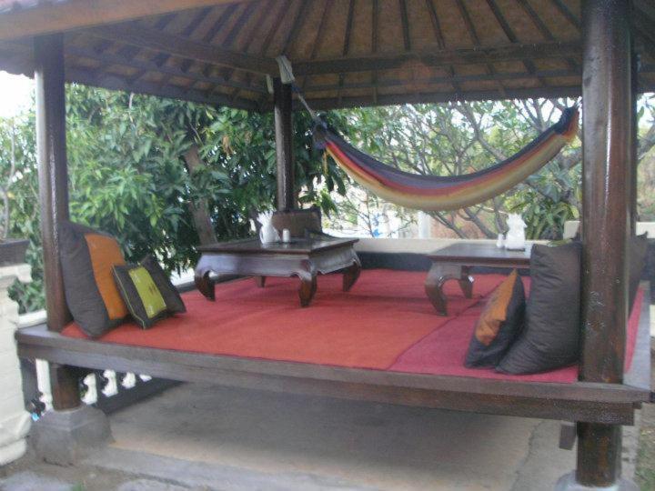 Hotel Bo'S Bungalows And Restaurant Bali Exterior foto